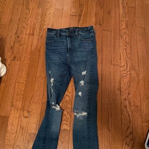 cute abecrombie ripped skinny jeans